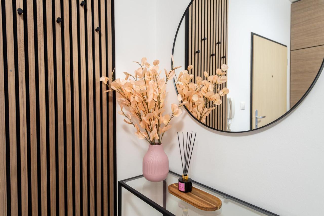 Nova Karolina Apartment Острава Екстериор снимка
