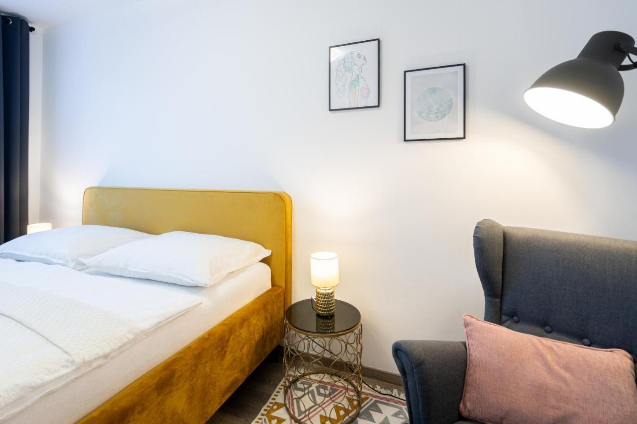 Nova Karolina Apartment Острава Екстериор снимка