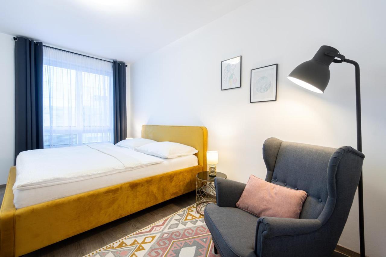 Nova Karolina Apartment Острава Екстериор снимка